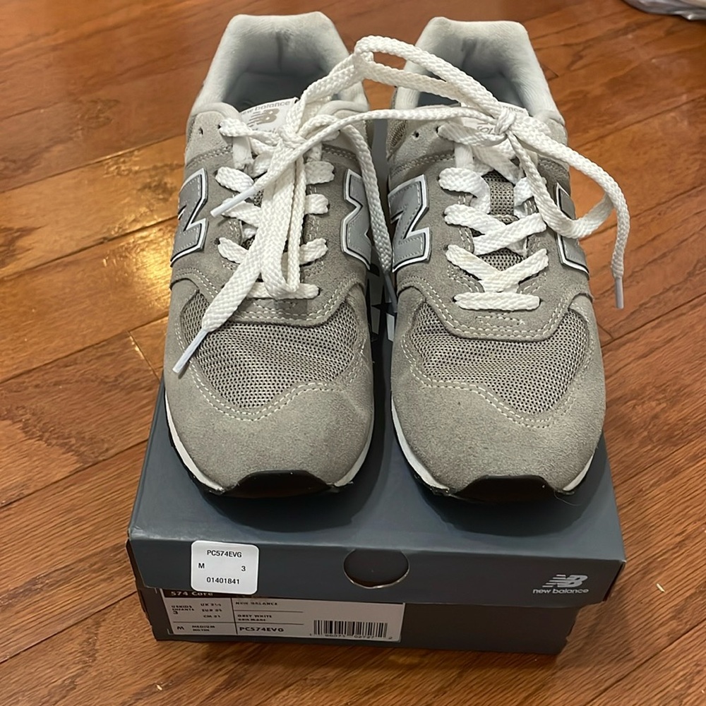 New Balance Classic 574 Sneakers Gray Boy's 3 - worn 1x